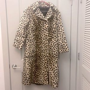 FREE SHIPPING!! VINTAGE Fabulous faux cheetah coat!!!